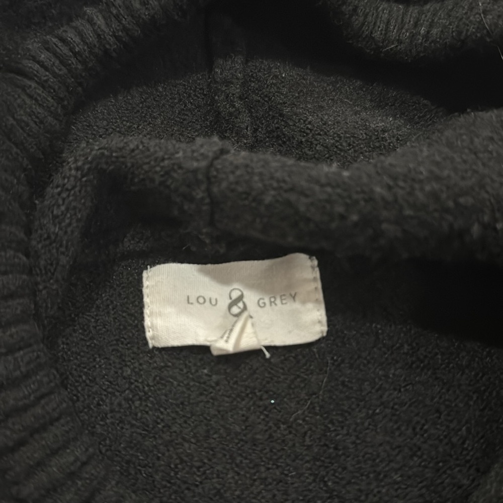 Sweater - Picture 2 of 2